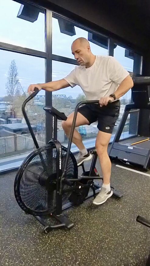 Benefits of Airbike for Cardio and HIIT Training